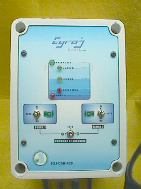 Equipo Cooperativa de Agua, doble bomba.